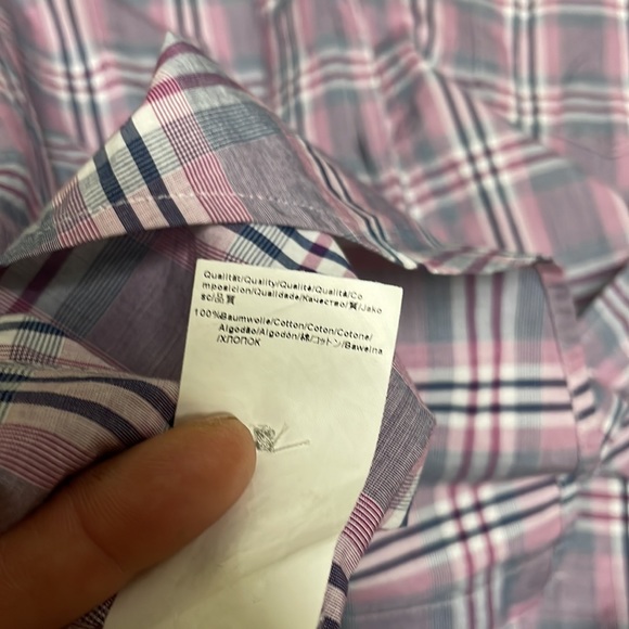 Like new Hugo boss dress shirt - Picture 9 of 10